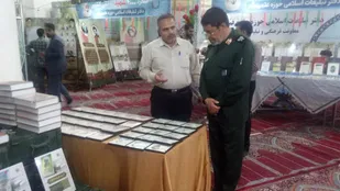 حضور سردار شریف در غرفه ۱۱۳ شهید روحانی استان سمنان+تصاویر