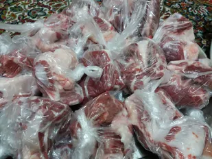 بیش از 14 بسته کمک معیشتی بین نیازمندان توزیع گردید