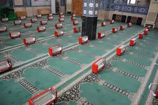 تهیه و توزیع بیش از ۷٠ دستگاه وسایل گرمایشی بین نیازمندان