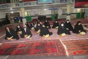 محافل انس با قرآن کریم در پایگاه&zwnj;های مقاومت حوزه ام الائمه زاهدان برپا شد