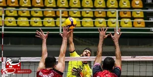 قهرمانی تیم لشکر عملیاتی سپاه قم در والیبال نیرو&zwnj;های مسلح