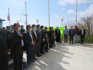 غبارروبی قبور شهدای سمیرم توسط رزمندگان گردان 113 امام حسین(علیه السلام)