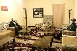 دیدارفرمانده سپاه بندرخمیر باامام جمعه شهرستان