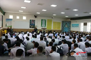 اقتدار کشور به برکت مجاهدت رزمندگان 8 سال دفاع مقدس است