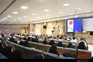 راویان نور نهضت عاشورا را احیا کنند