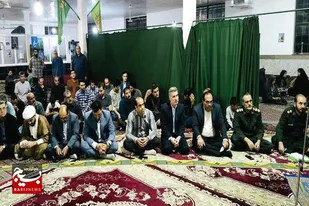 برگزاری میز خدمت مردمی در مسجد حضرت علی&zwnj;اصغر(ع) اسدآباد به مناسبت هفته دفاع مقدس