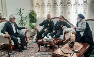 فرمانده سپاه استان قم از سردار فتوحی تجلیل کرد