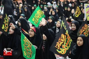 اجتماع دختران دانش آموز دهه هشتادی و نودی به مناسبت ایام محرم