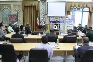 مطالبه گر اصلاح گر دلسوز جامعه است