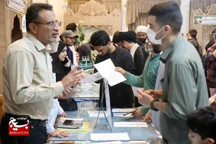 موکب داری ۳٠٠ کانون فرهنگی هنری در ایام جنگ
