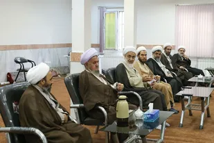 حضور نفتکش&zwnj;های ایران در ونزوئلا، سیلی محکم انقلاب بر چهره استکبار است/ نمایندگان مجلس و مسئولان توسعه اشتغال را با جدیت دنبال کنند