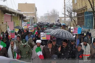 راهپیمایی مردم بخش زرین دشت در 22 بهمن