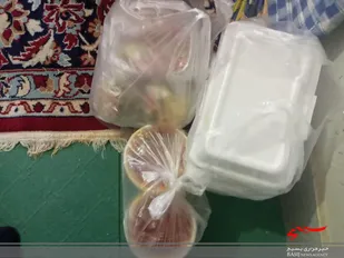 توزیع 60 پرس غذای گرم بین نیازمندان محله کیهان بهارستان