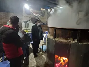 مراسم پخت سمنو با حضور رزمندگان گردان۱۱۲ امام حسین علیه السلام