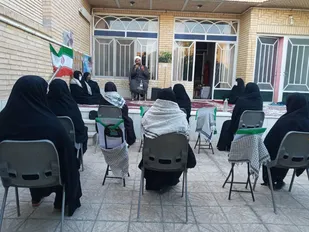 عاشورا و دفاع مقدس هر دو برای حفظ اسلام بود