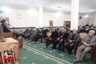 مراسم بزرگداشت سید مقاومت در حسینیه دفتر امام جمعه تویسرکان برگزار شد