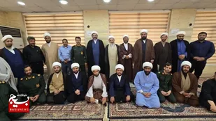 مراسم تجلیل و تقدیر از مربیان عقیدتی ، هادیان سیاسی و مدیران عقیدتی و نظارت ناحیه مقاومت بسیج امام حسین( علیه السلام) اهواز برگزار گردید
