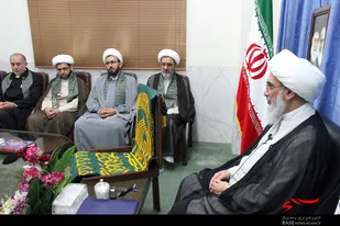 دیدار خدام حرم رضوی با نماینده ولی فقیه در بوشهر