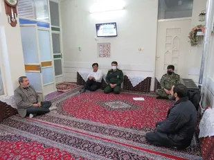 دیدار فرماندهی ورزمندگان گردان ۱۱۲ حضرت امام حسین علیه السلام با خانواده شهدای هشت سال دفاع مقدس
