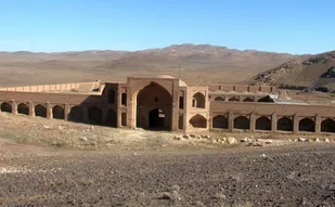 آغاز مرحله جدید مرمت کاروانسرای تاریخی هجیب