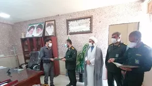 تقدیر فرمانده سپاه شهرستان بستک از معلمان