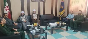 دیدار رئیس اداره تبلیغات اسلامی با فرمانده و مسئول نمایندگی ناحیه بندرلنگه بمناسبت هفته بسیج