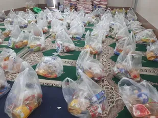 برپایی سفره های مهربانی در میناب