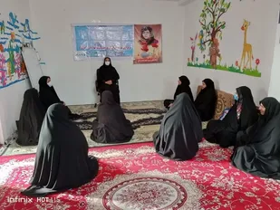 نشست طرح ایران جوان بمان با موضوع فرزندآوری و افزایش جمعیت در چابهار برگزار شد