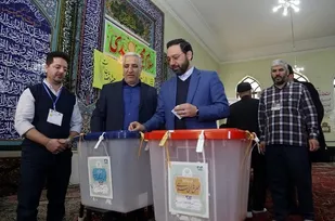 استاندار آذربایجان شرقی رأی خود را به صندوق انداخت/ توجه جهانیان به اننخابات
