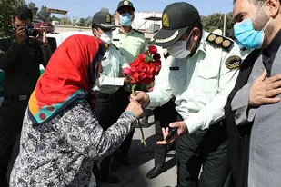 دیدار فرمانده نیروی انتظامی شهرستان ری با سالمندان آسایشگاه خیریه کهریزک