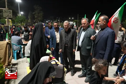 بازدید دکتر مسلمی از غرفه‌های پاتوق نوجوان مبارز بیرجند