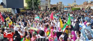 اجتماع بزرگ سربازان دهه نودی و اجرای سرود سلام فرمانده  در شهرستان لالی