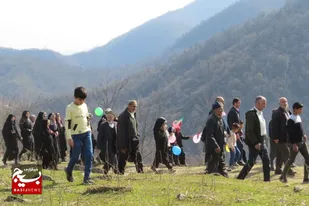 حضور باشکوه روستاییان در راهپیمایی ۲۲ بهمن