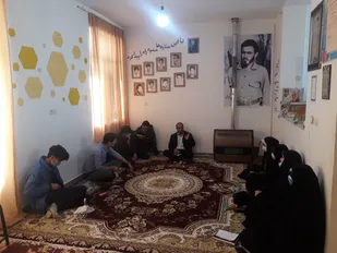 جلسه فرمانده حوزه مقاومت بسیج مشترک عشایری شهید مطهری