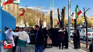 تجمع خودجوش مردم سمیرم در حمایت از حملات انتقامی ایران به رژیم صهیونیستی