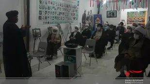 علما خط شکنان عرصه های انقلابند