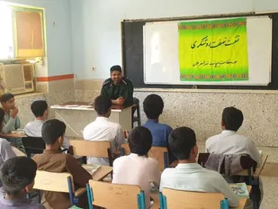 نشست روشنگری در مدرسه فارابی بخش پلان برگزار شد