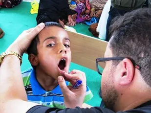 45 نفر از مردم بخش سندرک میناب ویزیت رایگان شدند
