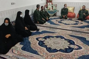 تکریم خانواده شهدا رسالت همگانی است
