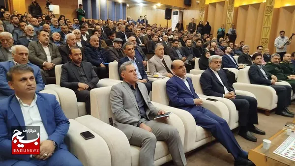 همایش طلایه داران اقتصاد مقاومتی