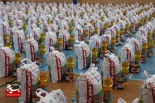 توزیع ۱۰۰۰بسته معیشتی به مناسبت ماه مبارک رمضان در شاهرود