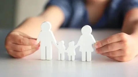 نقش خانواده در پیشگیری از آسیب‌های روانی