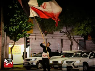 صد شب ایستادگی زیر سایه پرچم ایران