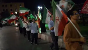مردم قزوین سنگر خیابان را رها نکردند