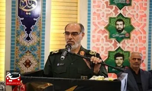 دشمن جنگ را به فضای مجازی کشانده است