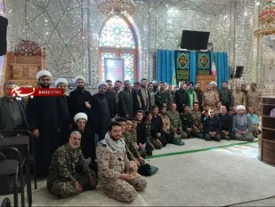 نشست صمیمی و تجدید میثاق با بسیجیان در ایام ولادت حضرت زهرا(سلام الله علیها)