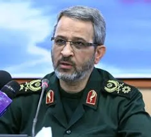 رئیس بسیج مستضعفین:نیروهای بسیج از اولین لحظات وقوع زلزله به امداد مردم شتافتند/ حاضریم برای ساخت مسکن آسیب دیدگان با همه توان ورود کنیم