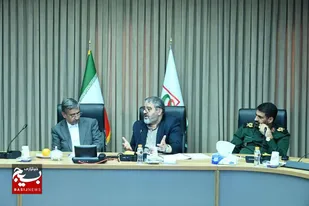 بررسی راهکارهای تقویت پدافند غیرعامل در لرستان در نشست استاندار و فرمانده سپاه با سردار جلالی