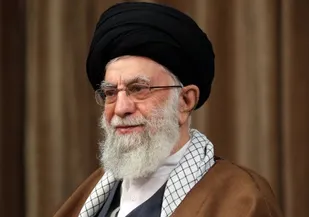 پیام رهبر انقلاب به اجلاسیه 3 هزار راوی پیام آوران ایثار