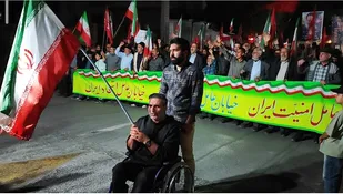 &laquo;همه برای ایران، در سنگر خیابان&raquo;